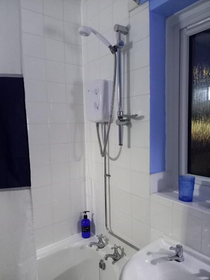 Twin Room In Prescot Homestay Dış mekan fotoğraf